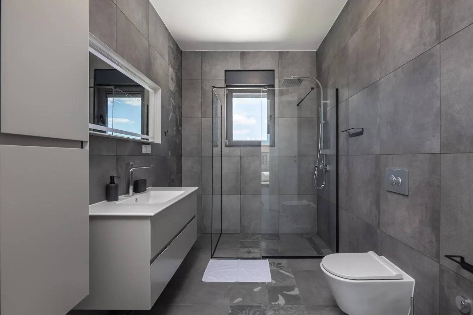 New! Luxury Villa Epic 4 & 5 Two Heated Pool 50 M2 Juršići 0*,