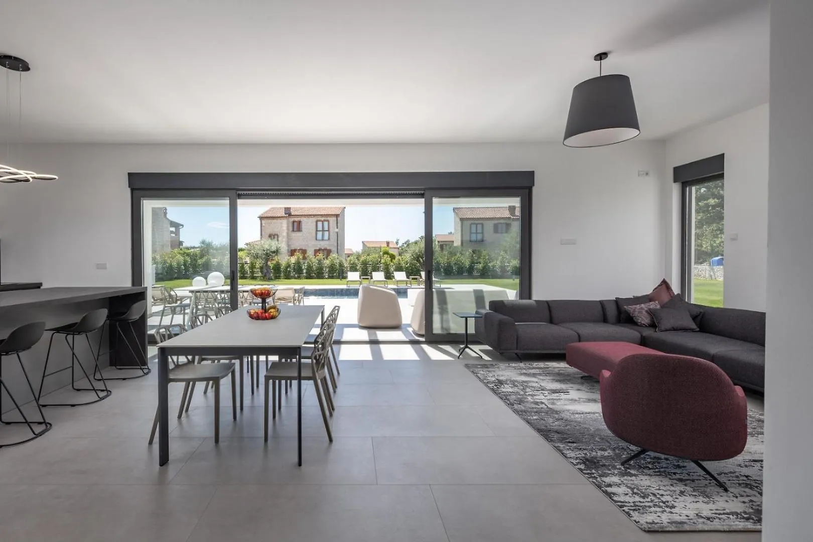 New! Luxury Villa Epic 4 & 5 Two Heated Pool 50 M2 Juršići